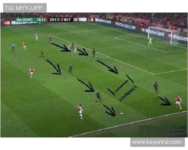 深圳足球队的团队协作探索与发展之路解析 深圳足球队的团队协作探索与发展之路解析