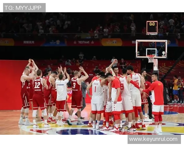 深圳篮球队在世界杯积分榜上以52分稳居首位展现强劲实力 深圳篮球队在世界杯积分榜上以52分稳居首位展现强劲实力