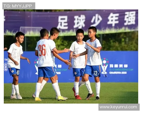 中国足球明星先生的崛起与挑战:从青训到国际赛场的奋斗历程 中国足球明星先生的崛起与挑战:从青训到国际赛场的奋斗历程