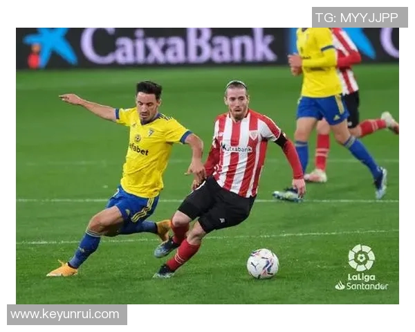 深圳足球队以69分领跑洲际杯积分榜展现强劲实力