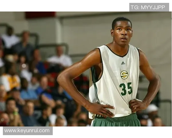 王军专访:从青涩少年到篮球巨星的奋斗与成长之路 王军专访:从青涩少年到篮球巨星的奋斗与成长之路